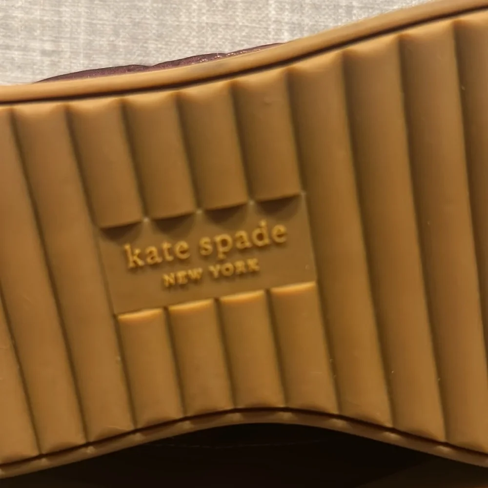 NEW-Kate Spade ♠️ Cocoon Snow Boots. Size 8.5B - Picture 9 of 16